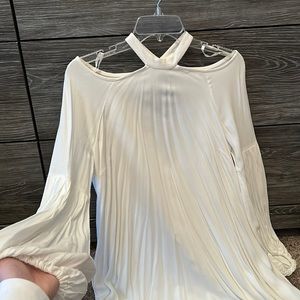 Off White Open Shoulder Halter Top w/ Puff Sleeve Blouse